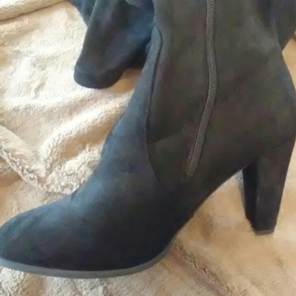 SOLD - Picture 2 of 6